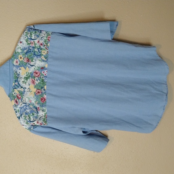 Vintage 90s Tap & Co. Button Down Blouse - Picture 4 of 4